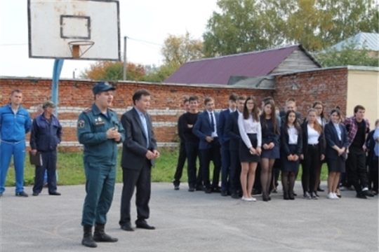 Сотрудники государственного пожарного надзора провели открытые уроки в образовательных учреждениях