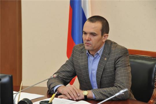Глава Чувашии в режиме видеоконференции провел совещание с главами администраций муниципальных районов и городских округов