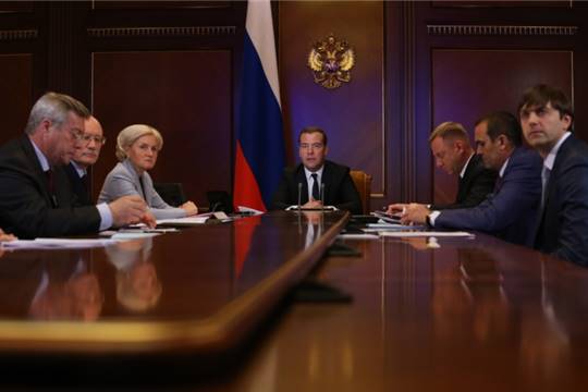 Совещание под председательством Премьер-министра России Дмитрия Медведева