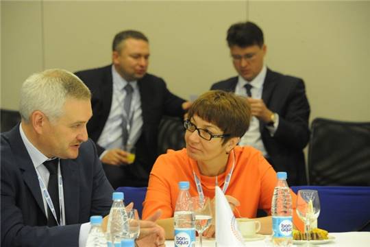 Глава Чувашии Михаил Игнатьев на Международном инвестиционном форуме в г. Сочи принял участие в открытом заседании рейтингового комитета