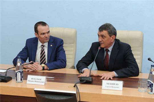 Михаил Игнатьев и Сергей Меняйло подписали План мероприятий по реализации Соглашения между Кабинетом Министров Чувашской Республики и Правительством Севастополя