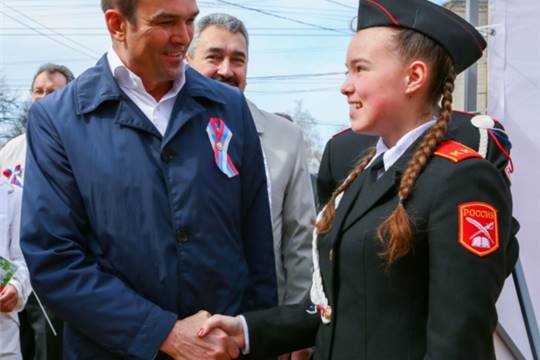 Праздничное шествие, посвященное Дню Весны и Труда