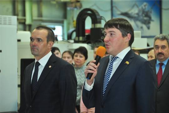 Глава Чувашии Михаил Игнатьев посетил ОАО  «НПК «Элара»  им. Г.А. Ильенко»