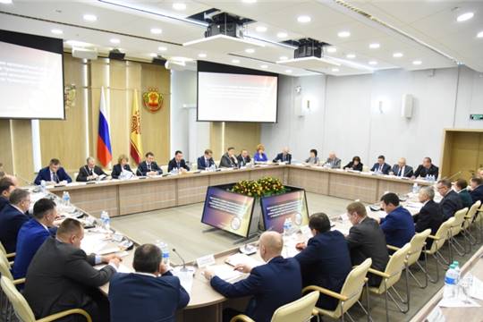 Круглый стол с главами муниципальных районов, городских округов, главами администраций муниципальных районов и городских округов