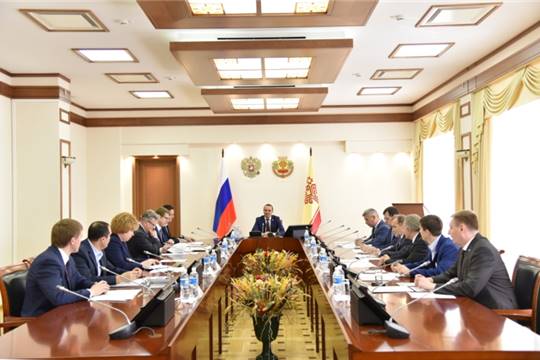 Рабочая встреча Главы Чувашcкой Республики Михаила Игнатьева с представителями регионального отделения Общероссийского общественного движения «Народный Фронт «За Россию»