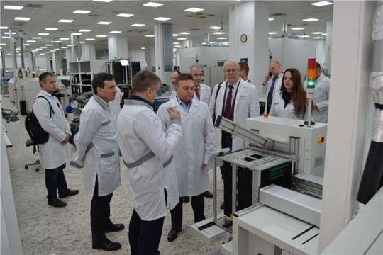 Предприятия электротехнического кластера Чувашии посетил заместитель Министра энергетики Российской Федерации Андрей Черезов