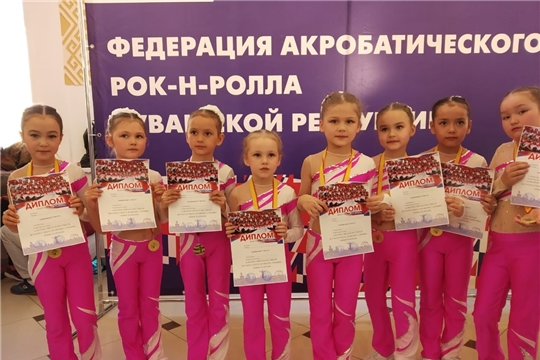 Федерация фитнес-аэробики Комсомольского района и ДЮСШ "Кетне" - участники Всероссийского соревнования по фитнес-аэробике и акробатическому рок-н-роллу