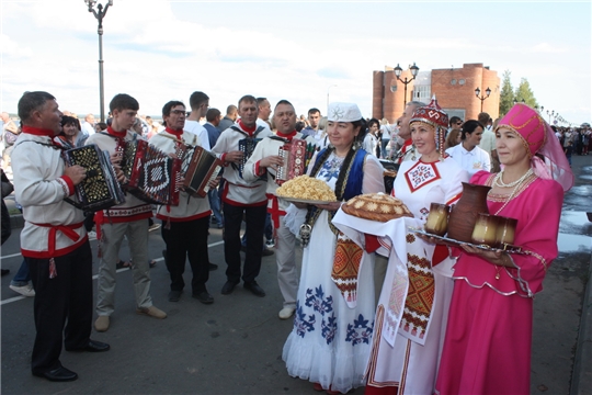 Делегация Комсомольского района приняла активное участие в праздновании Дня города Чебоксары