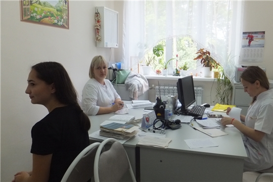 Мобильная бригада врачей проконсультировала маленьких пациентов Козловской ЦРБ