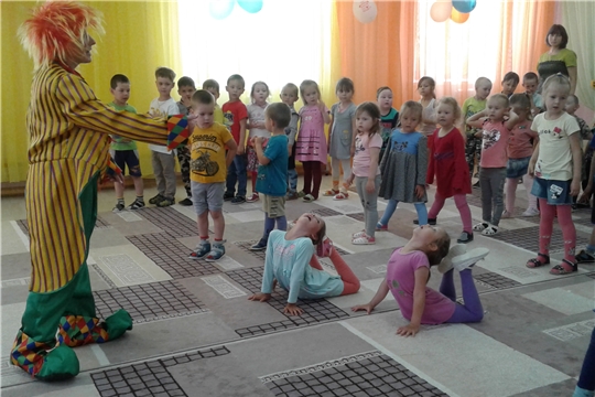 В детском саду "Солнышко" прошел праздник «Здравствуй, лето»