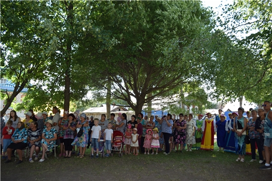 В деревне Русские Атаи отпраздновали обрядовый праздник «Кукла»