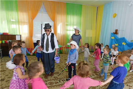 В детском саду «Рябинушка» прошло спортивно – развлекательное мероприятие «День рыбака»