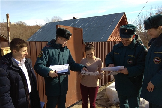 Жителям частного сектора Ленинского района г.Чебоксары напомнили о пожарной безопасности