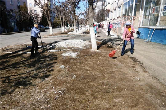 Все на субботник! Специалисты Объединения библиотек города активно участвуют в весенних экологических мероприятиях