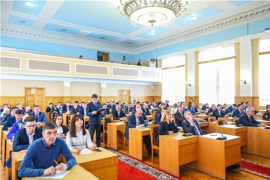 На городской планерке наградили муниципальных служащих, обсудили организацию субботников и Пасхальных мероприятий, работу электронного магазина