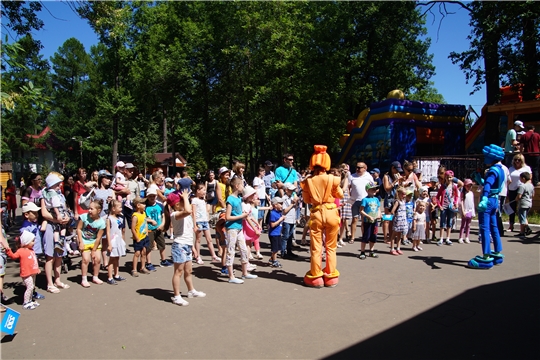 К 550 – летию г. Чебоксары: в парке «Лакреевский лес» состоялась праздничная программа «Чебоксары – город-скАзка!»
