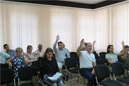 В Ленинском районе предприниматели обсуждают единый стандарт цветочного оформления центральных улиц