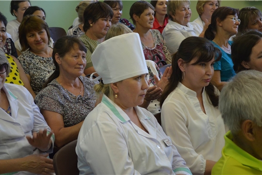 В Мариинско-Посадском районе поздравили медицинских работников с профессиональным праздником
