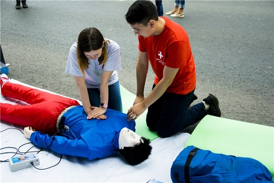 Волонтеры-медики проведут мастер-класс для проводников Российских студенческих отрядов по оказанию первой помощи