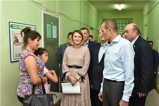 В рамках нацпроекта «Здоровоохранение» ведется капремонт детской поликлиники Алатырской районной больницы