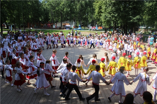 В Чебоксарах состоялся III Республиканский детский фестиваль-конкурс «Ача-пăча Акатуйĕ»