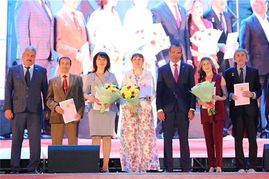 На Красной площади города Чебоксары состоялось чествование лауреатов Государственных премий Чувашской Республики