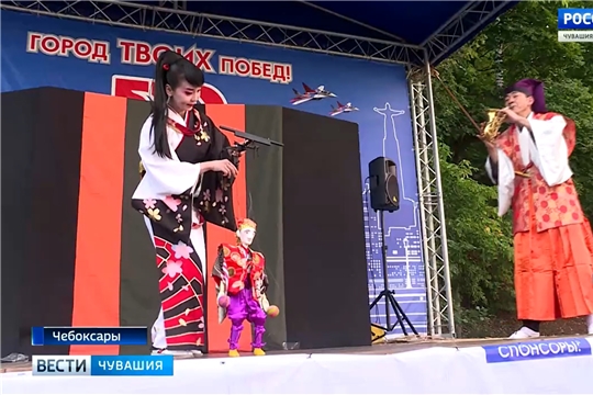В рамках фестиваля кукольных театров «Карусель сказок» на Московской набережной выступили актеры из Японии