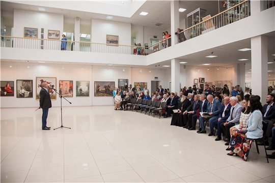 Состоялось открытие выставки, посвященной 85-летию со дня основания Чебоксарского художественного училища
