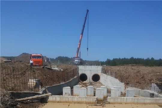 Капитальный ремонт плотины на р. Люля в пос. Люля Батыревского района завершается