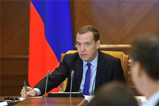 Медведев заявил о завершении подготовки программы комплексного развития села