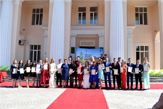 Выпускникам Чувашской ГСХА 2019 года вручили дипломы