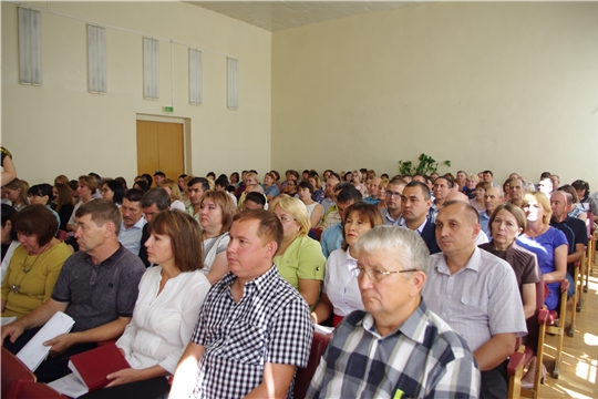 Сергей Артамонов принял участие в подведении итогов социально-экономического развития Ибресинского и Вурнарского районов