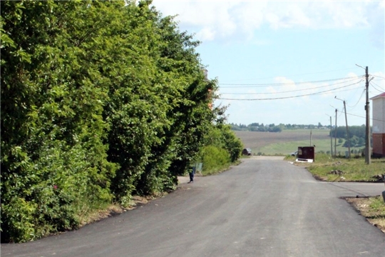 На дороге по ул. Парковая с. Моргауши продолжается ремонт в рамках национального проекта «Безопасные и качественные автомобильные дороги»