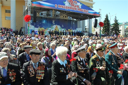 Президент России Владимир Путин подписал указ о ежегодной выплате 10 тысяч рублей ветеранам Великой Отечественной войны