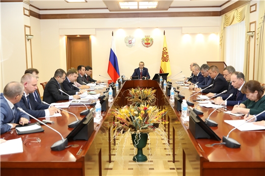 Глава Чувашии Михаил Игнатьев провел совещание по реализации нацпроектов