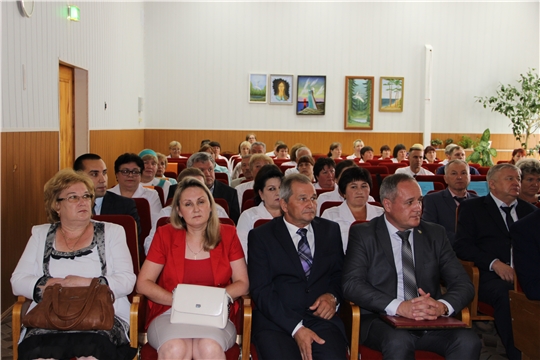 Министр Сергей Димитриев поздравил Кугесьский дом-интернат для престарелых и инвалидов с 50-летним юбилеем