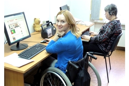 С работой в Чувашии инвалидам помогают центры занятости населения