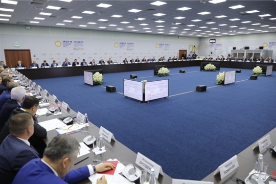 ПМЭФ-2019: Михаил Игнатьев принял участие в работе консультативной комиссии Госсовета России