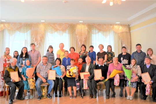В Чебоксарском районе прошло чествование юбиляров семейной жизни