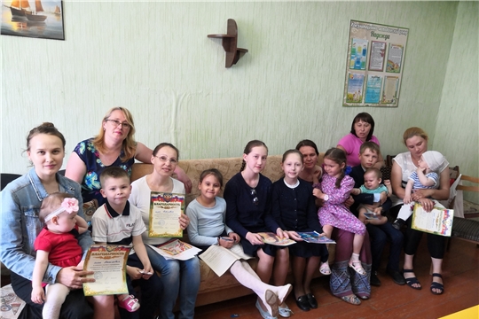 Игровая программа к Международному дню семьи «Я, ты, он, она – вместе дружная семья» в Моргаушской центральной районной детской библиотеке им. А. Г. Николаева