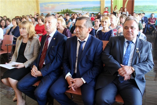Перспективы развития системы образования обсудили педагоги Моргаушского района