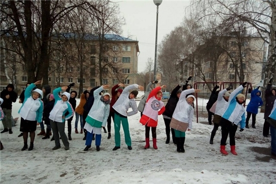 На «Уроках здоровья» медицинские работники мотивируют граждан к активному долголетию