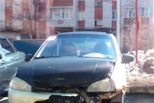 9 автовладельцев Московского района добровольно убрали брошенные автомобили