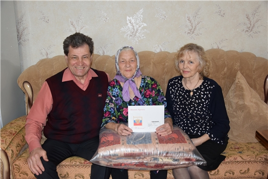 В Московском районе г. Чебоксары поздравили долгожителей с 90-летним юбилеем