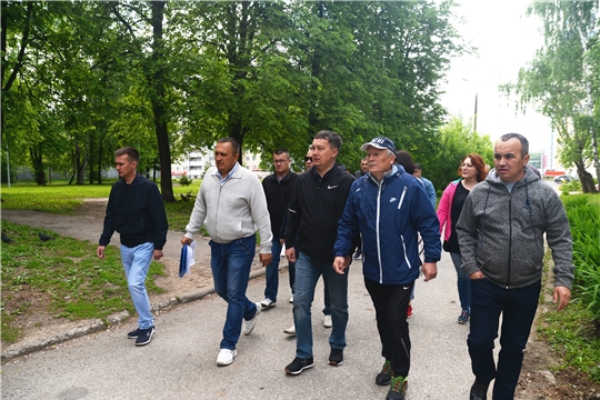 В Московском районе г. Чебоксары проведен обход территорий: замечания взяты на контроль
