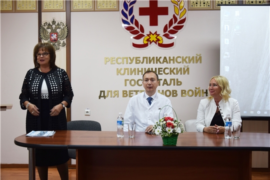 Город пяти веков: член общественного совета муниципального образования г. Чебоксары Наталия Партасова встретилась с работниками здравоохранения