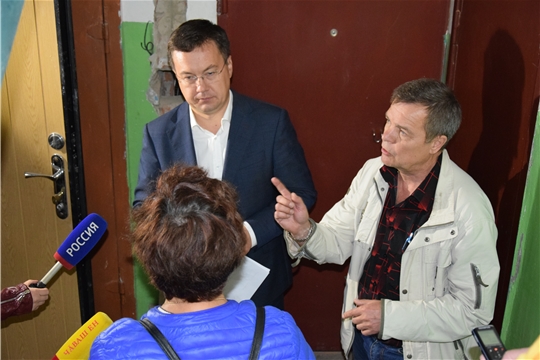 На территории Московского района г. Чебоксары организован пресс-тур в многоквартирные дома, где проходит капитальный ремонт
