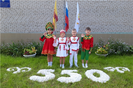 К 550-летию столицы на игровой площадке детского сада № 52 появились различные корабли из лего-конструкторов и мягких модулей