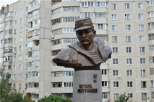 22 августа жители Московского района г. Чебоксары примут участие в Едином дне возложения цветов к памятникам выдающимся людям города