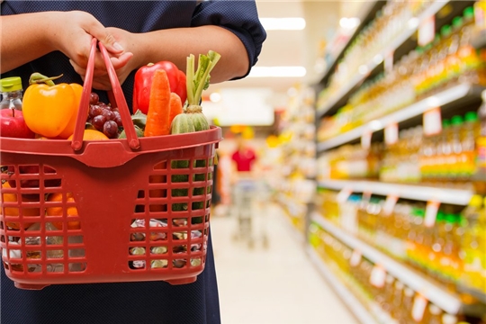 Специалисты изучили цены на социально значимые продукты в магазинах Московского района